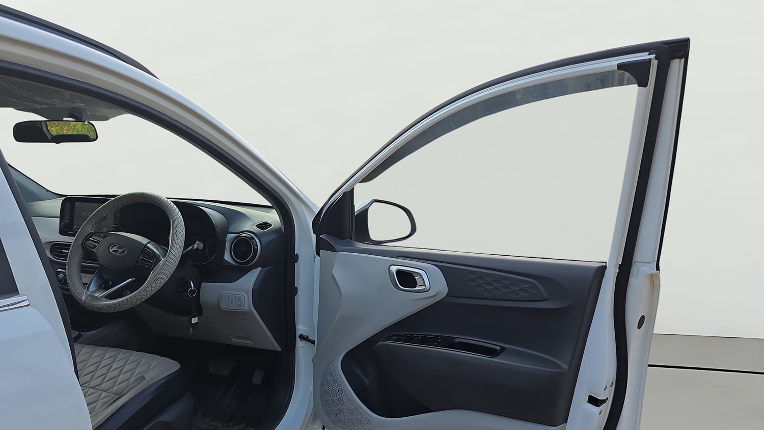 Used 2023 Hyundai Grand i10 Nios Sportz AMT 1.2 Kappa VTVT Petrol Automatic interior RIGHT FRONT DOOR OPEN VIEW