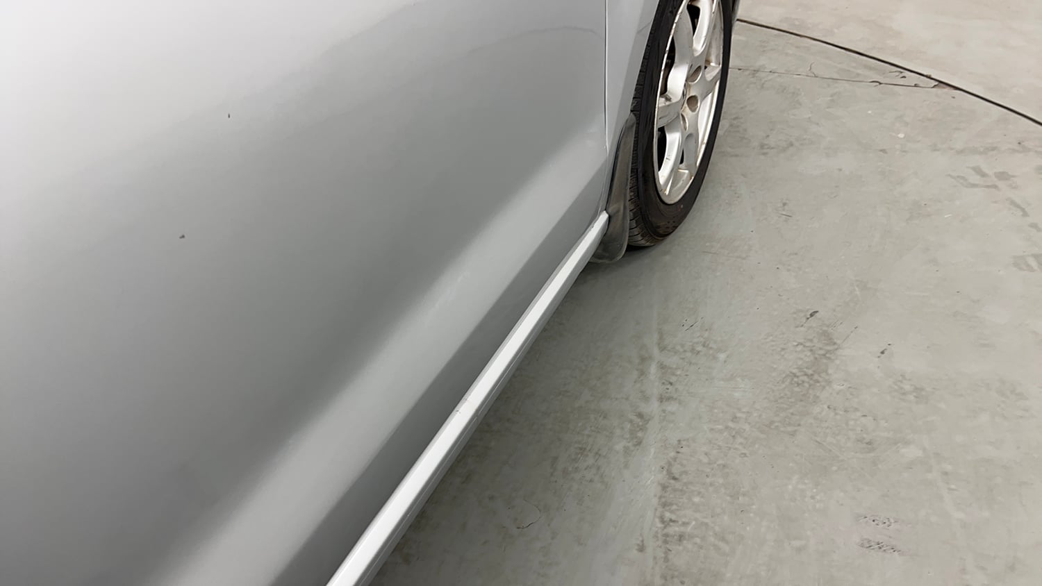 Used 2014 Volkswagen Vento Highline Diesel Diesel Manual dents MINOR SCRATCH