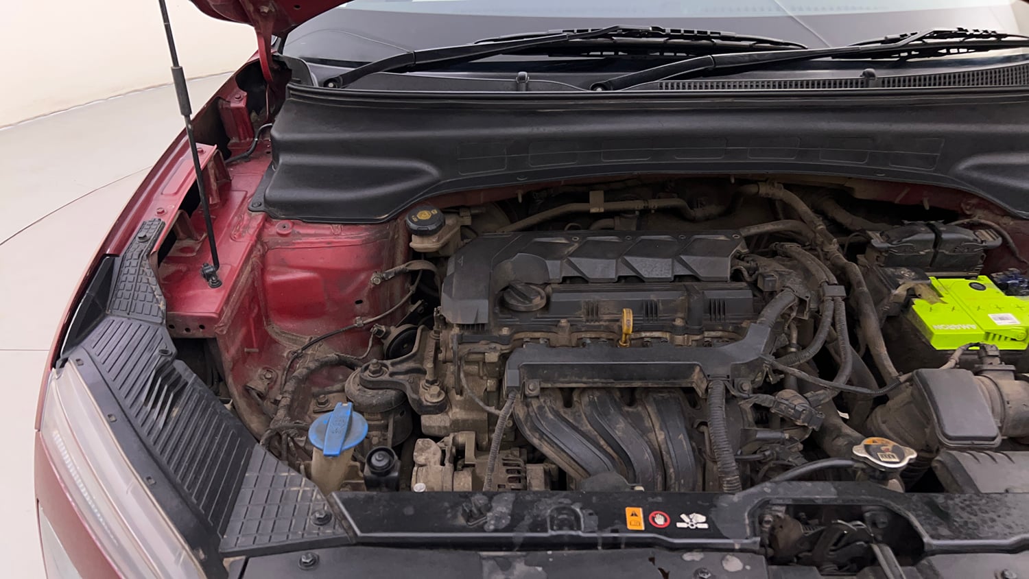 Used 2020 Hyundai Creta SX 1.5 Petrol Petrol Manual engine ENGINE RIGHT SIDE HINGE & APRON VIEW