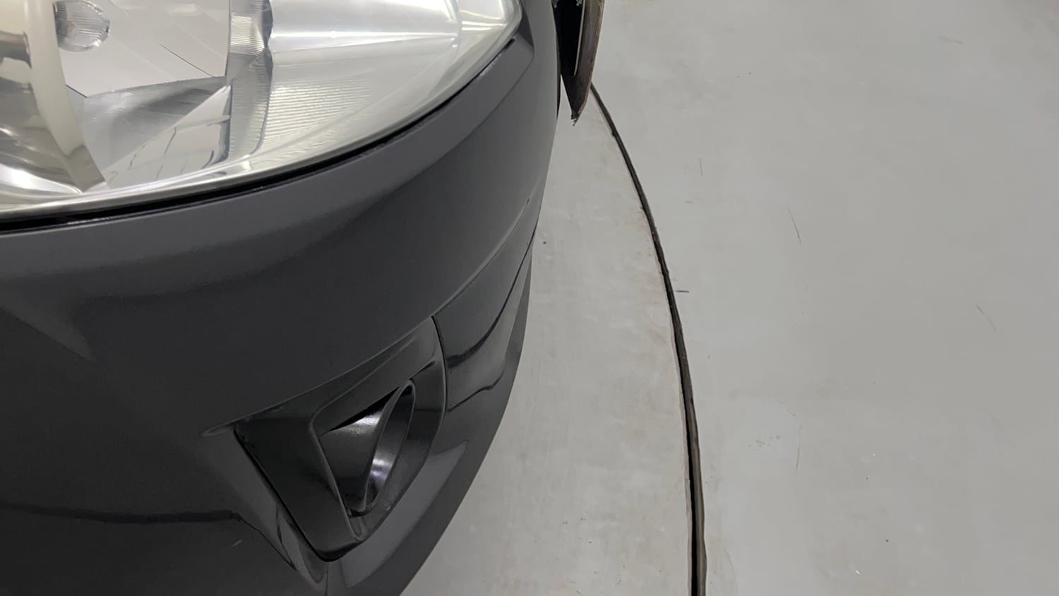 Used 2013 Maruti Suzuki Ertiga Vxi Petrol Manual dents MINOR SCRATCH