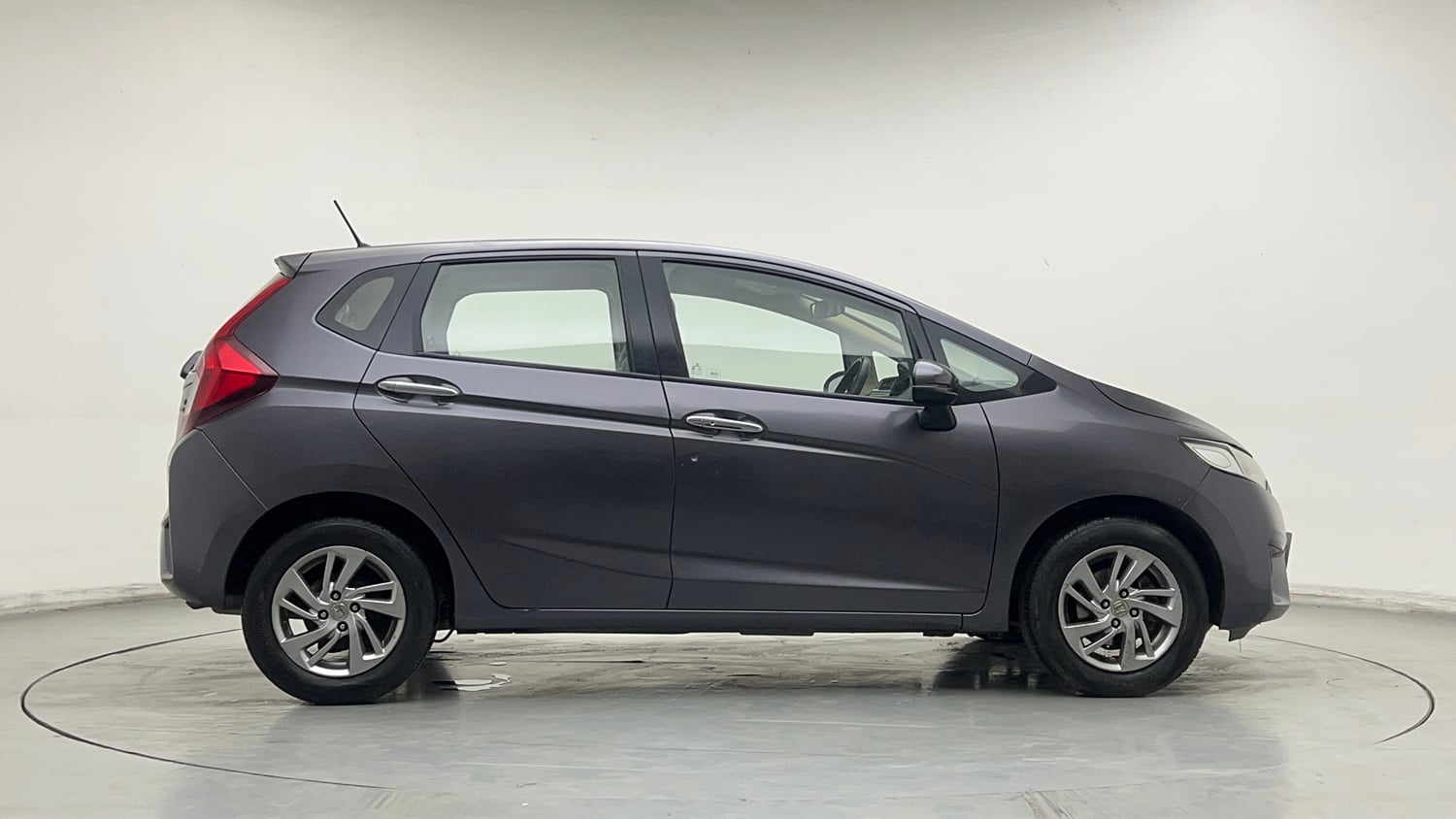 Used 2019 Honda Jazz VX CVT Petrol Petrol Automatic exterior RIGHT SIDE VIEW
