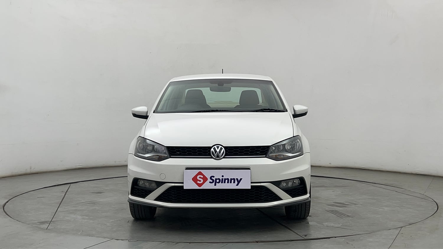 Used 2022 Volkswagen Vento Highline 1.0L TSI Petrol Manual exterior FRONT VIEW
