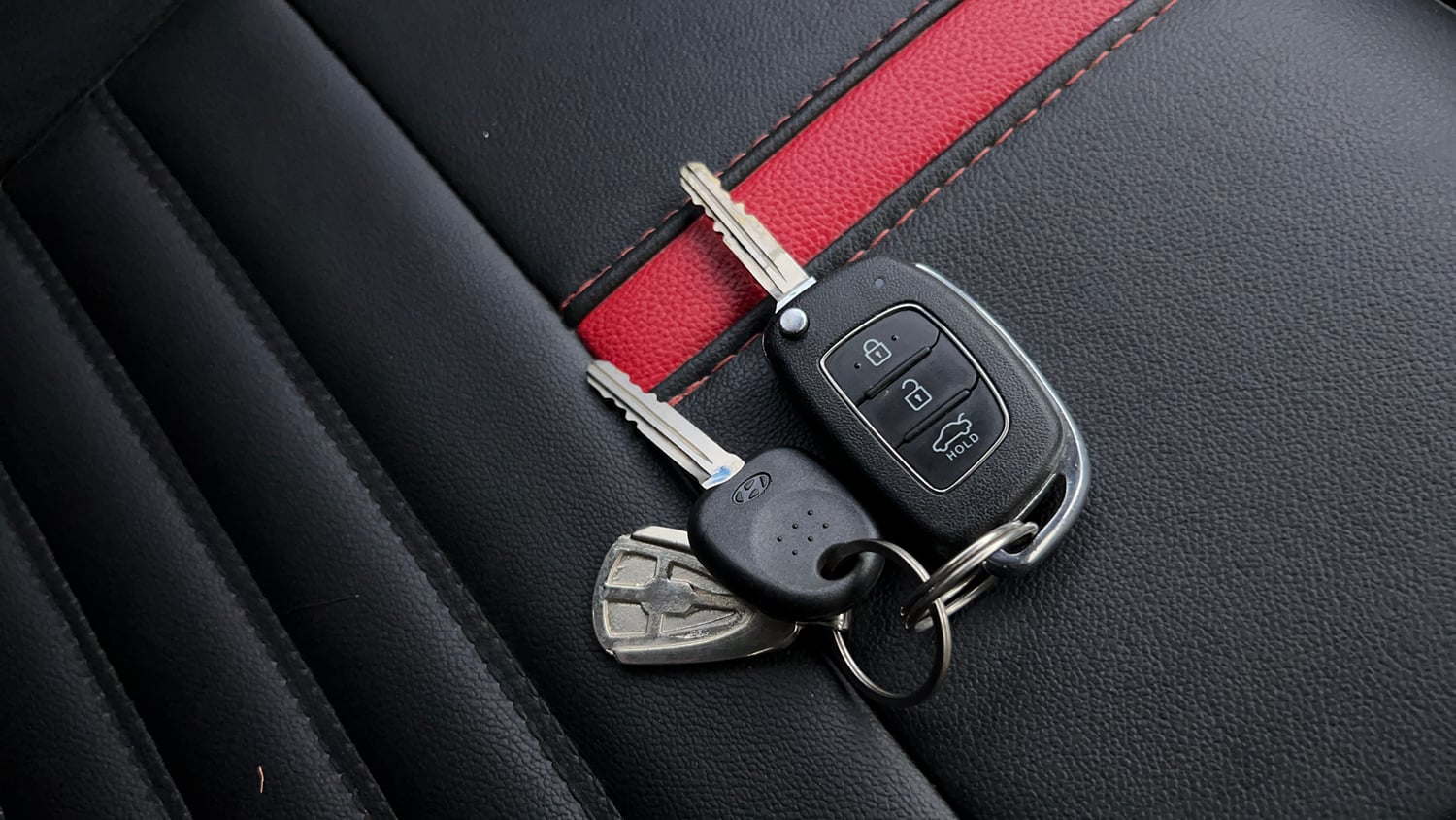 Used 2022 Hyundai Grand i10 Nios Sportz 1.2 Kappa VTVT Petrol Manual extra CAR KEY VIEW
