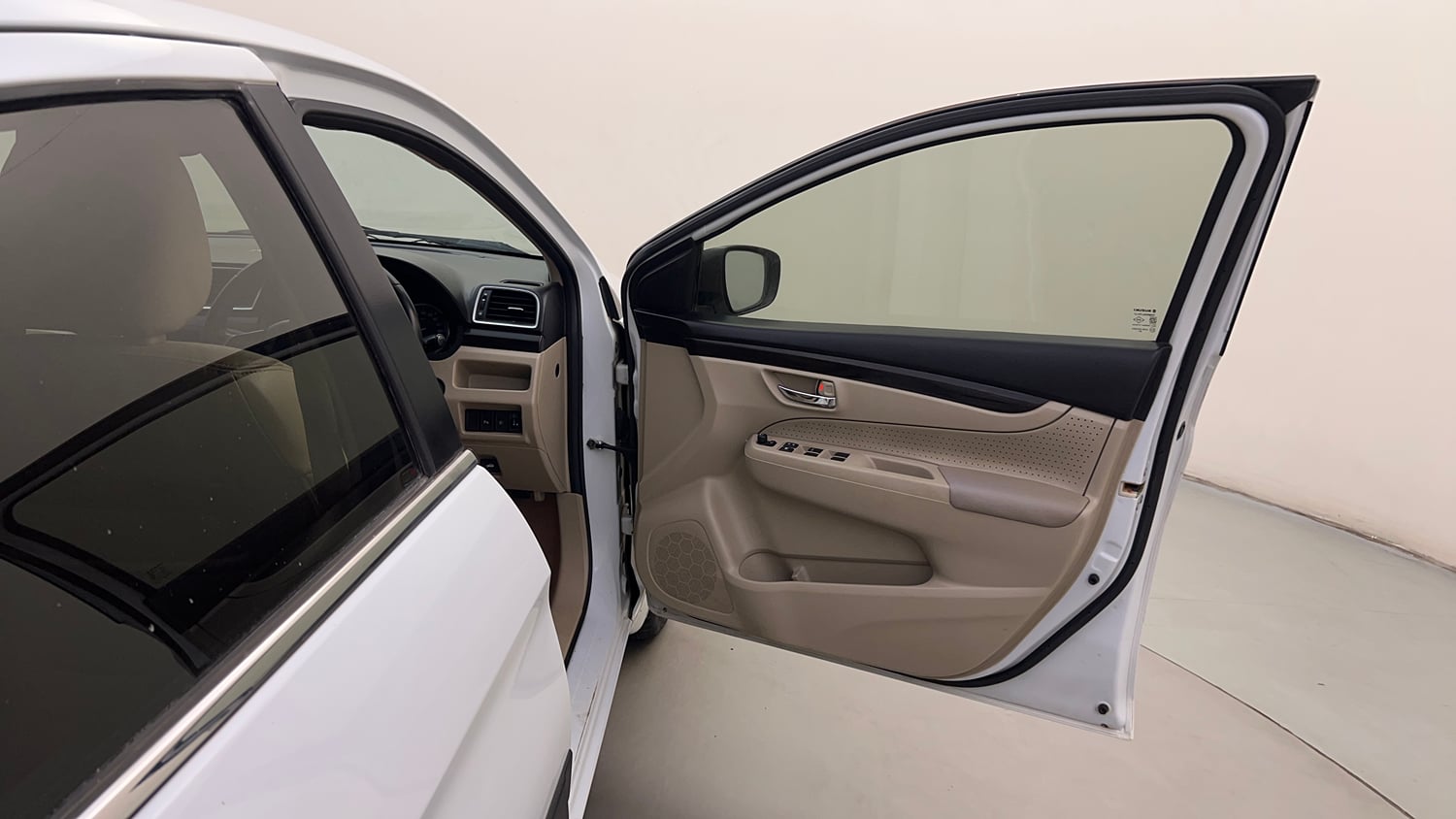 Used 2016 Maruti Suzuki Ciaz ZXI+ Petrol Manual interior RIGHT FRONT DOOR OPEN VIEW
