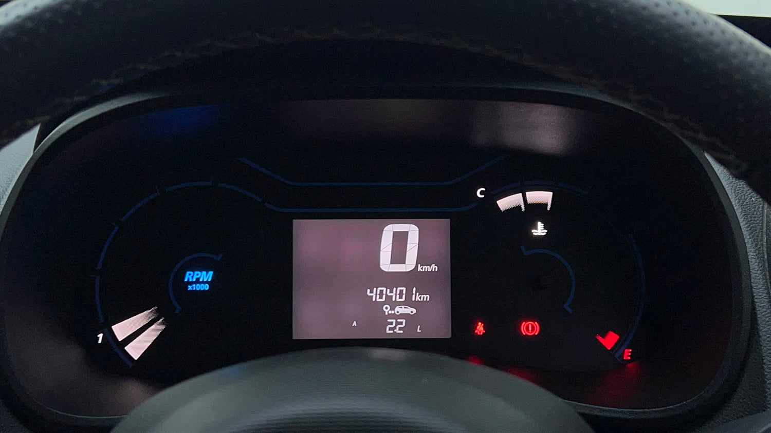 Used 2022 Renault Kwid Climber Dual Tone Petrol Manual interior CLUSTERMETER VIEW