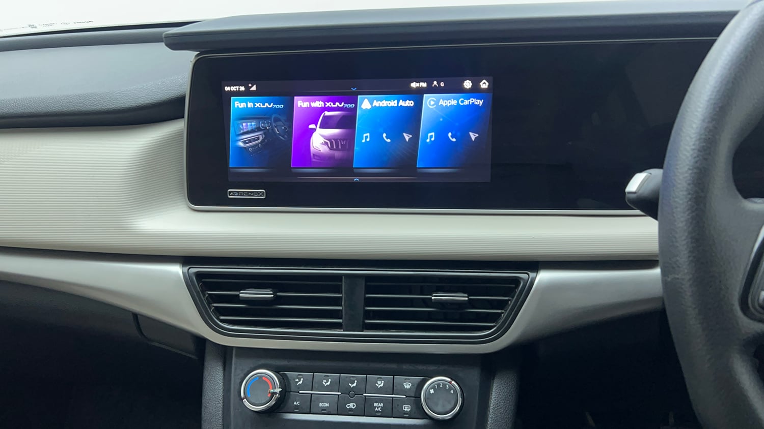 Used 2022 Mahindra XUV700 AX 5 Petrol MT 7 STR Petrol Manual top_features Integrated (in-dash) music system