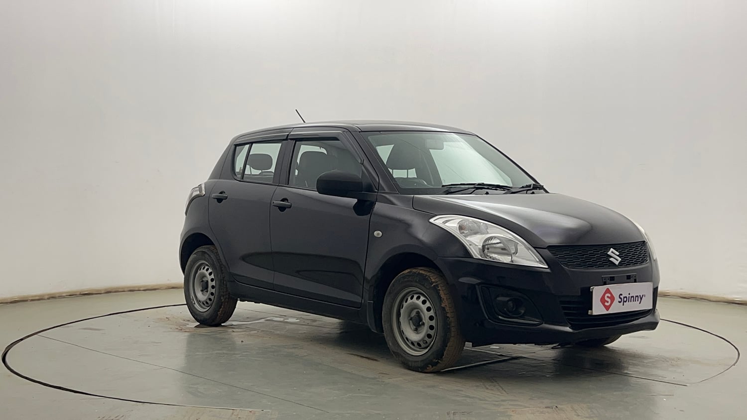 Used 2015 Maruti Suzuki Swift LXi Petrol Manual exterior RIGHT FRONT CORNER VIEW