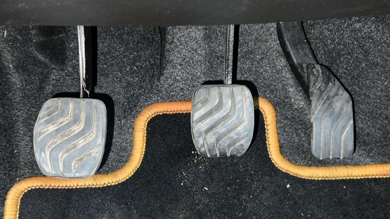 Used 2022 Renault Kwid Climber Dual Tone Petrol Manual interior PEDALS VIEW