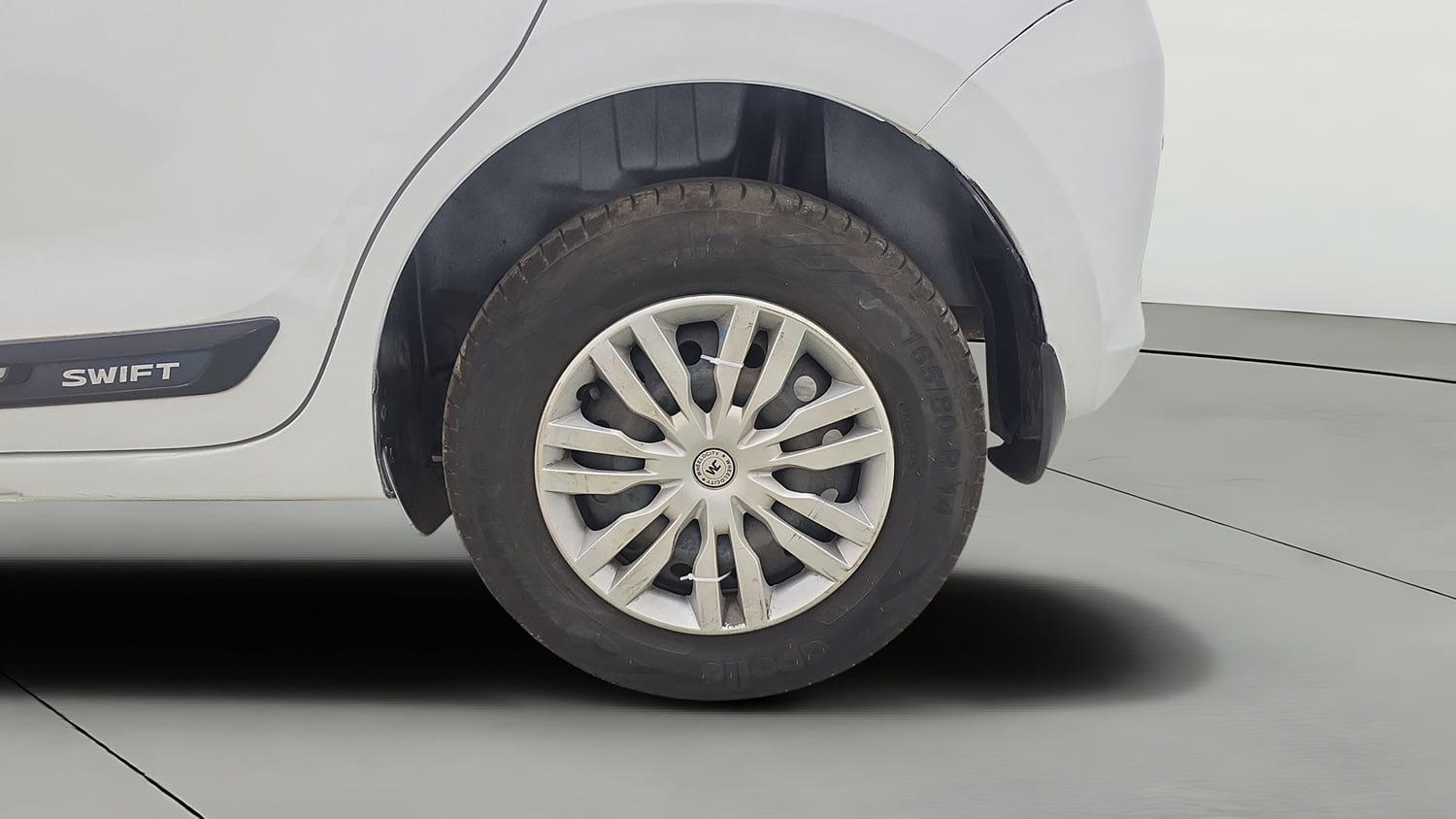 Used 2018 Maruti Suzuki Swift VDi Diesel Manual tyres LEFT REAR TYRE RIM VIEW