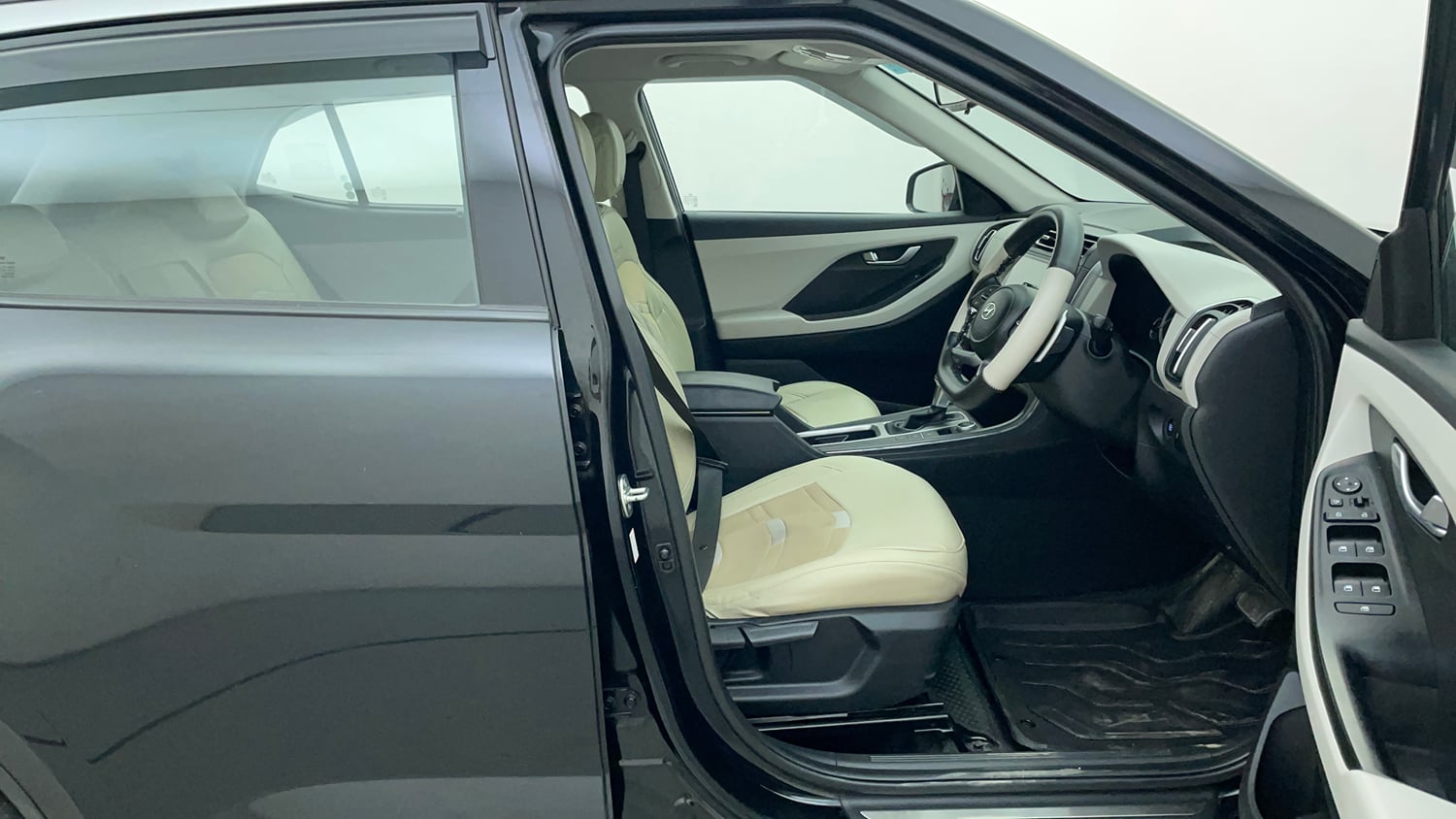 Used 2023 Hyundai Creta SX 1.5 Petrol IVT Petrol Automatic interior RIGHT SIDE FRONT DOOR CABIN VIEW