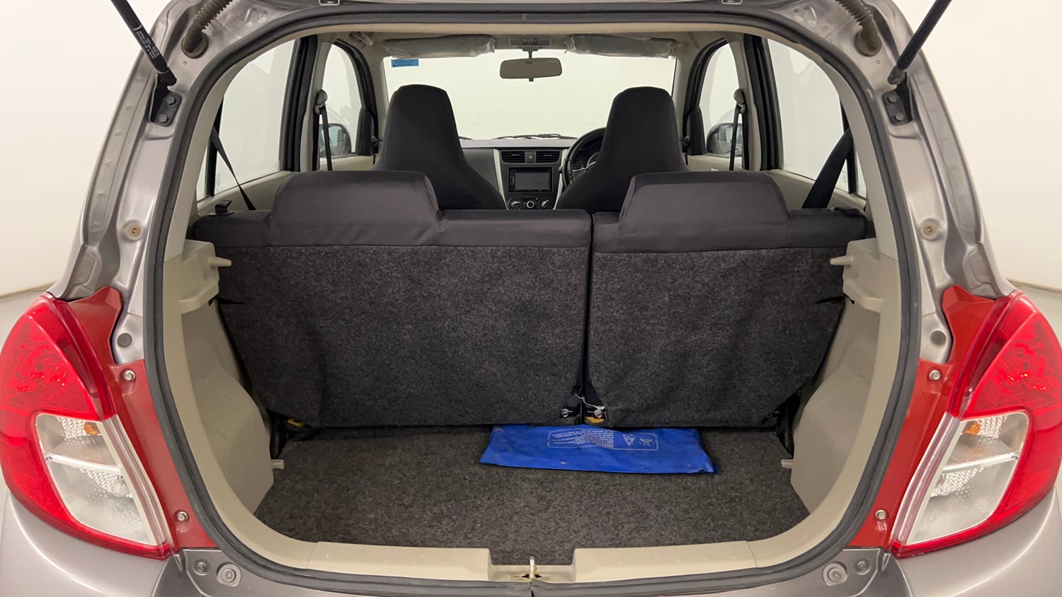 Used 2015 Maruti Suzuki Celerio VXi AMT Petrol Automatic interior DICKY INSIDE VIEW
