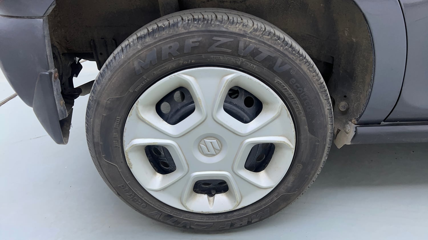 Used 2020 Maruti Suzuki S-Presso VXi Petrol Manual tyres RIGHT REAR TYRE RIM VIEW