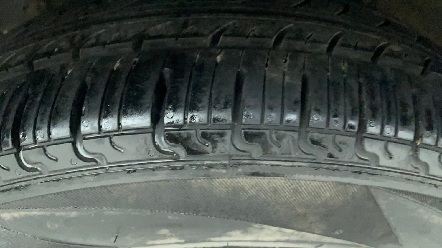 Used 2019 Hyundai Grand i10 Sportz 1.2 Kappa VTVT Petrol Manual tyres RIGHT FRONT TYRE TREAD VIEW