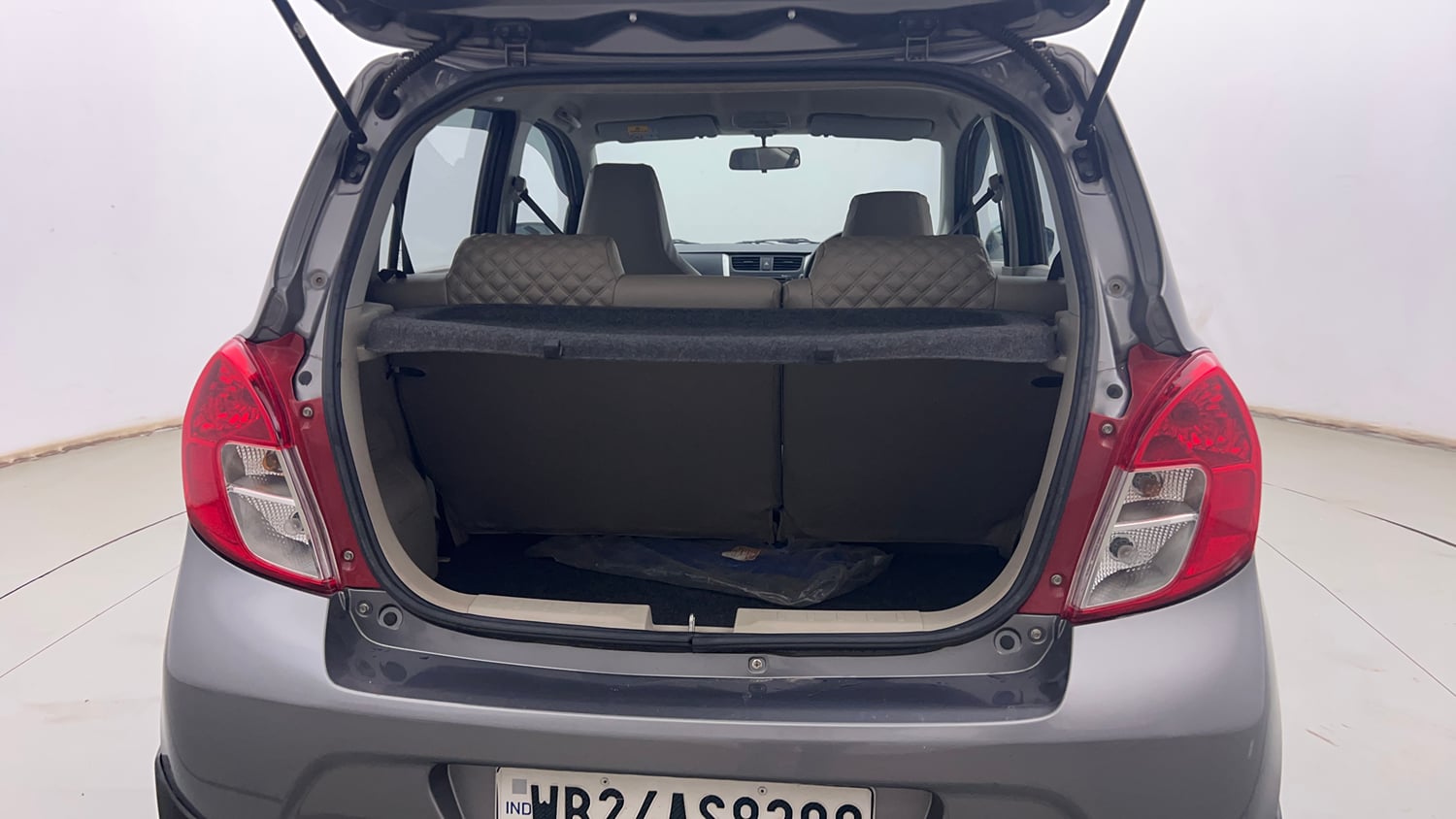 Used 2019 Maruti Suzuki Celerio ZXi (O) AMT Petrol Automatic interior DICKY INSIDE VIEW