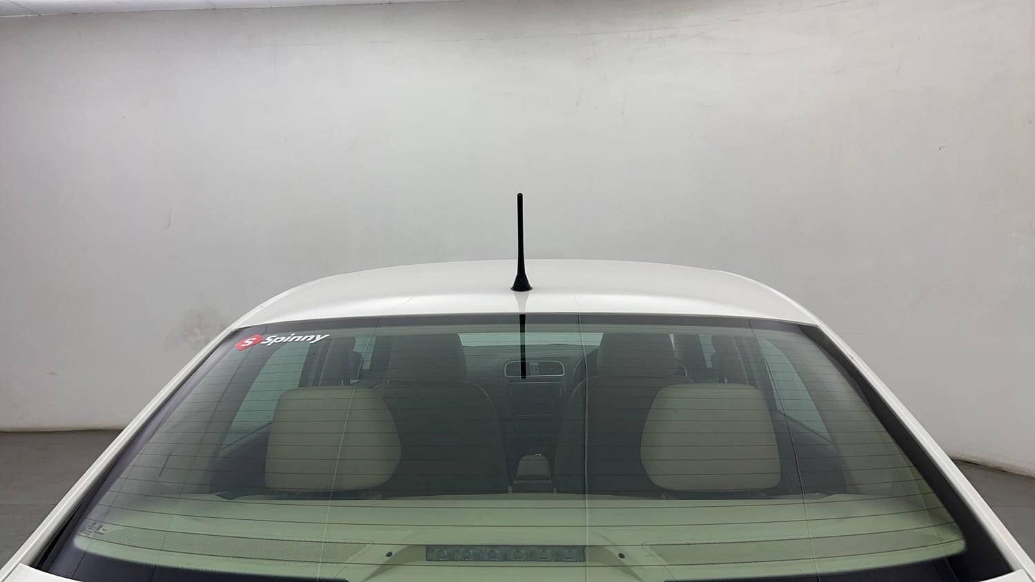 Used 2022 Volkswagen Vento Highline 1.0L TSI Petrol Manual exterior BACK WINDSHIELD VIEW