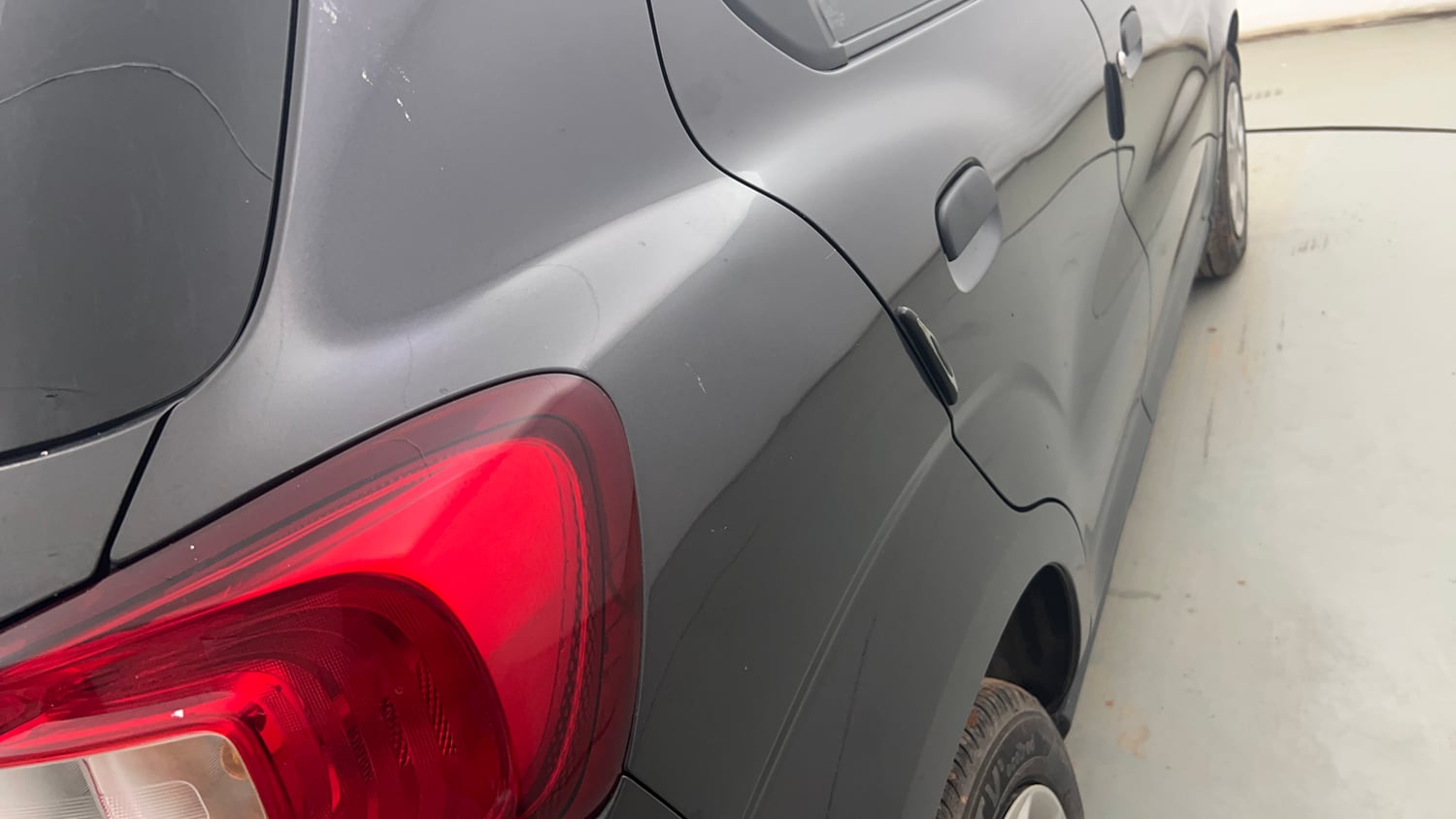 Used 2022 Maruti Suzuki S-Presso VXi (O) Petrol Manual dents MINOR DENT