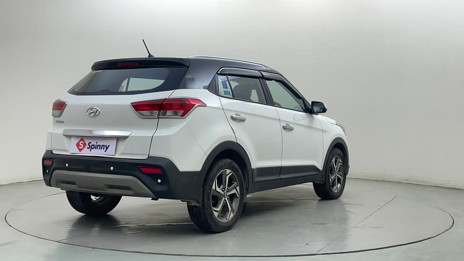 Used 2018 Hyundai Creta E Plus 1.6 Petrol Petrol Manual exterior RIGHT REAR CORNER VIEW