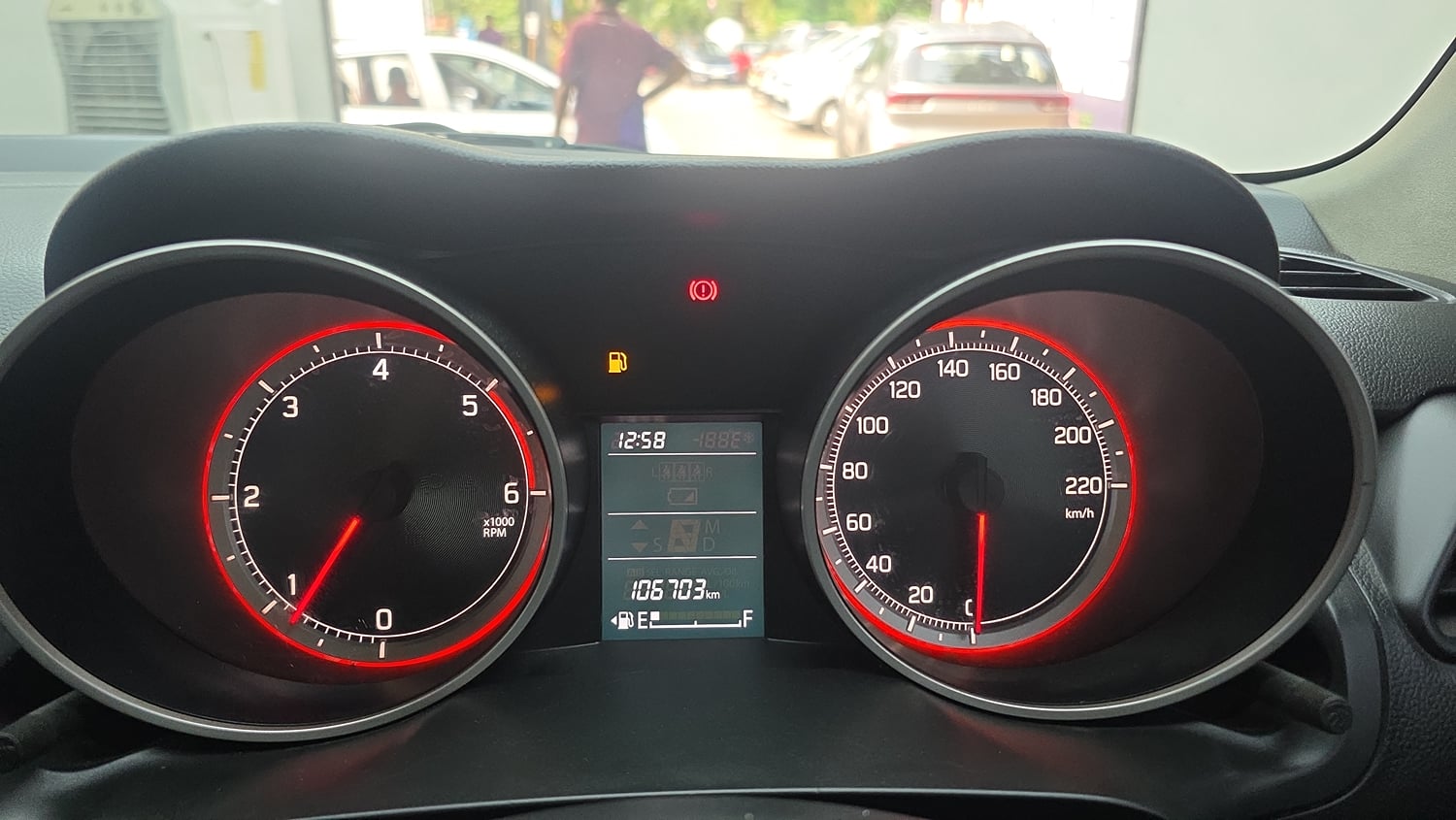 Used 2018 Maruti Suzuki Swift VDi Diesel Manual interior CLUSTERMETER VIEW