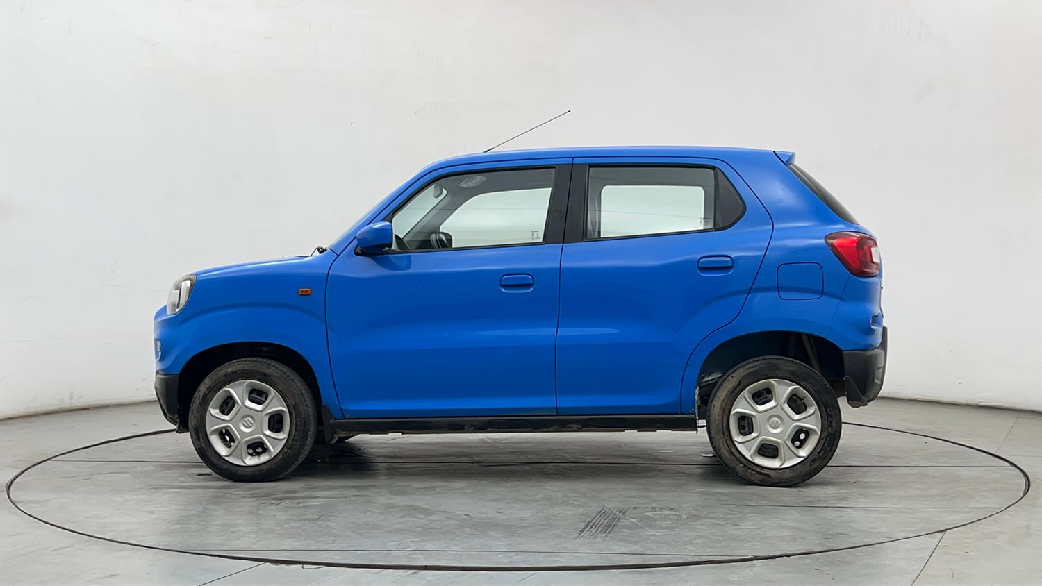 Used 2020 Maruti Suzuki S-Presso VXi Plus Petrol Manual exterior LEFT SIDE VIEW