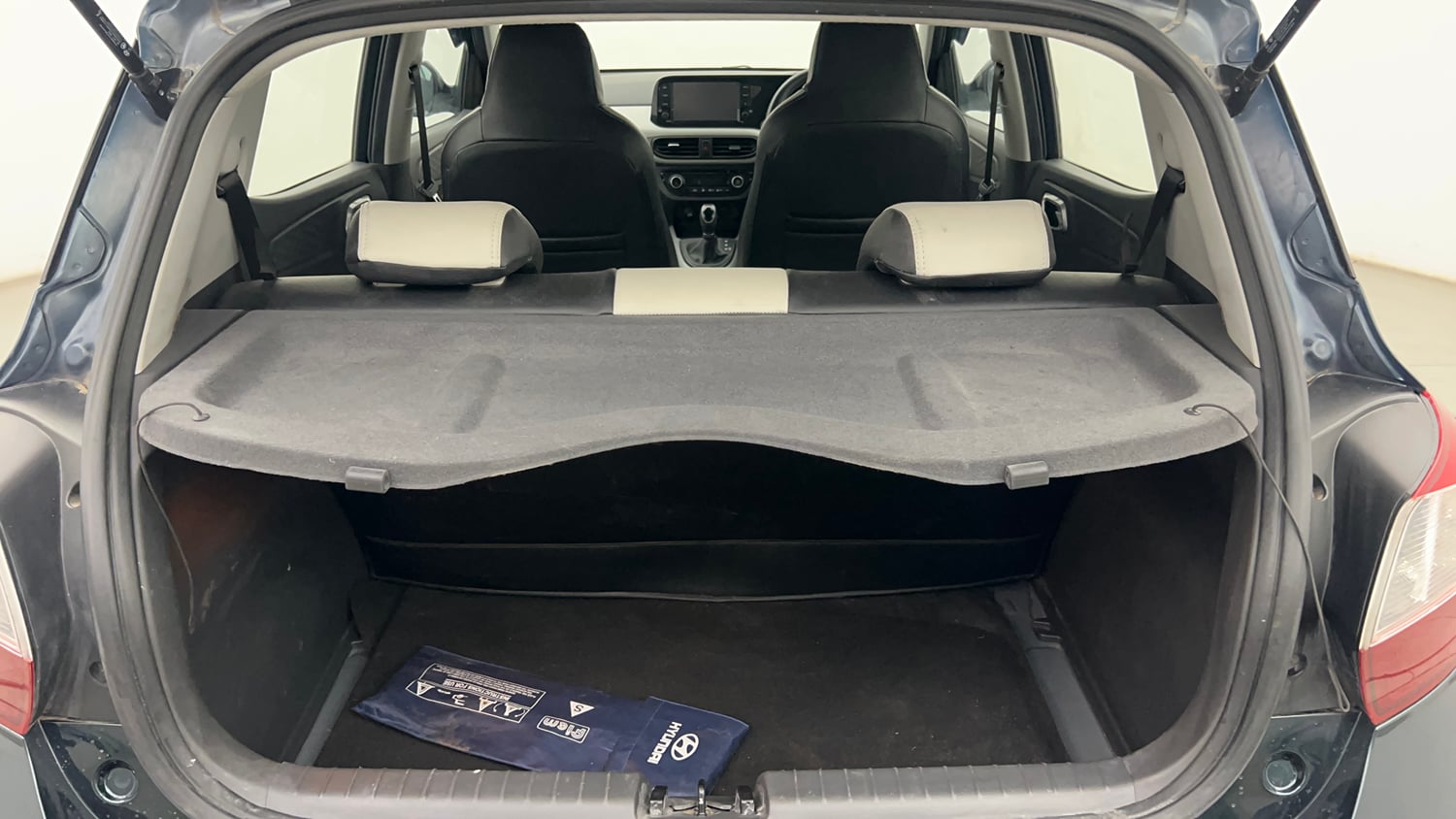 Used 2022 Hyundai Grand i10 Nios Asta AMT 1.2 Kappa VTVT Petrol Automatic interior DICKY INSIDE VIEW