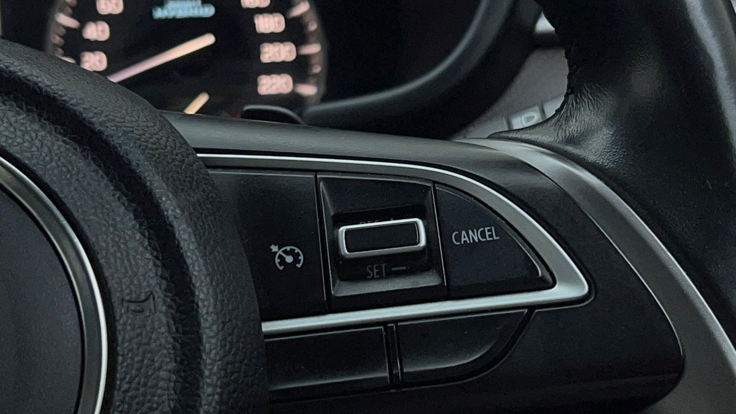 Used 2023 Maruti Suzuki Brezza ZXi Plus AT Petrol Automatic top_features Cruise control