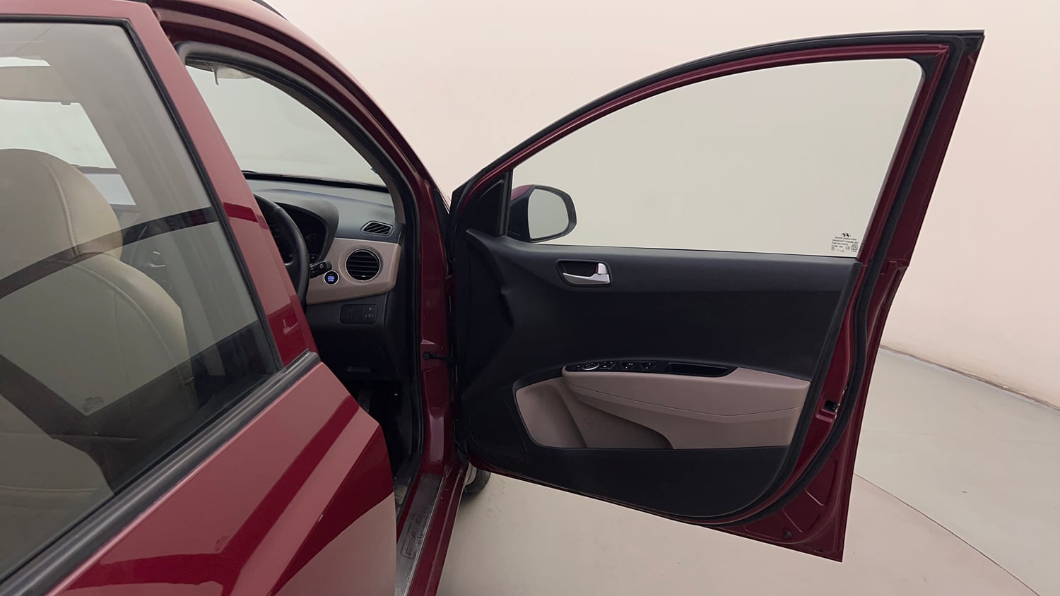 Used 2016 Hyundai Grand i10 Asta AT 1.2 Kappa VTVT (O) Petrol Automatic interior RIGHT FRONT DOOR OPEN VIEW