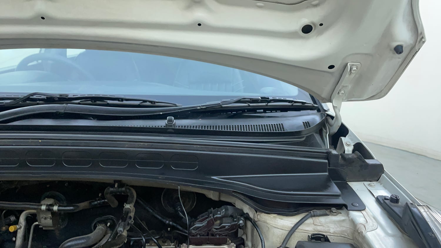 Used 2018 Hyundai Creta E Plus 1.6 Petrol Petrol Manual engine ENGINE LEFT SIDE HINGE & APRON VIEW
