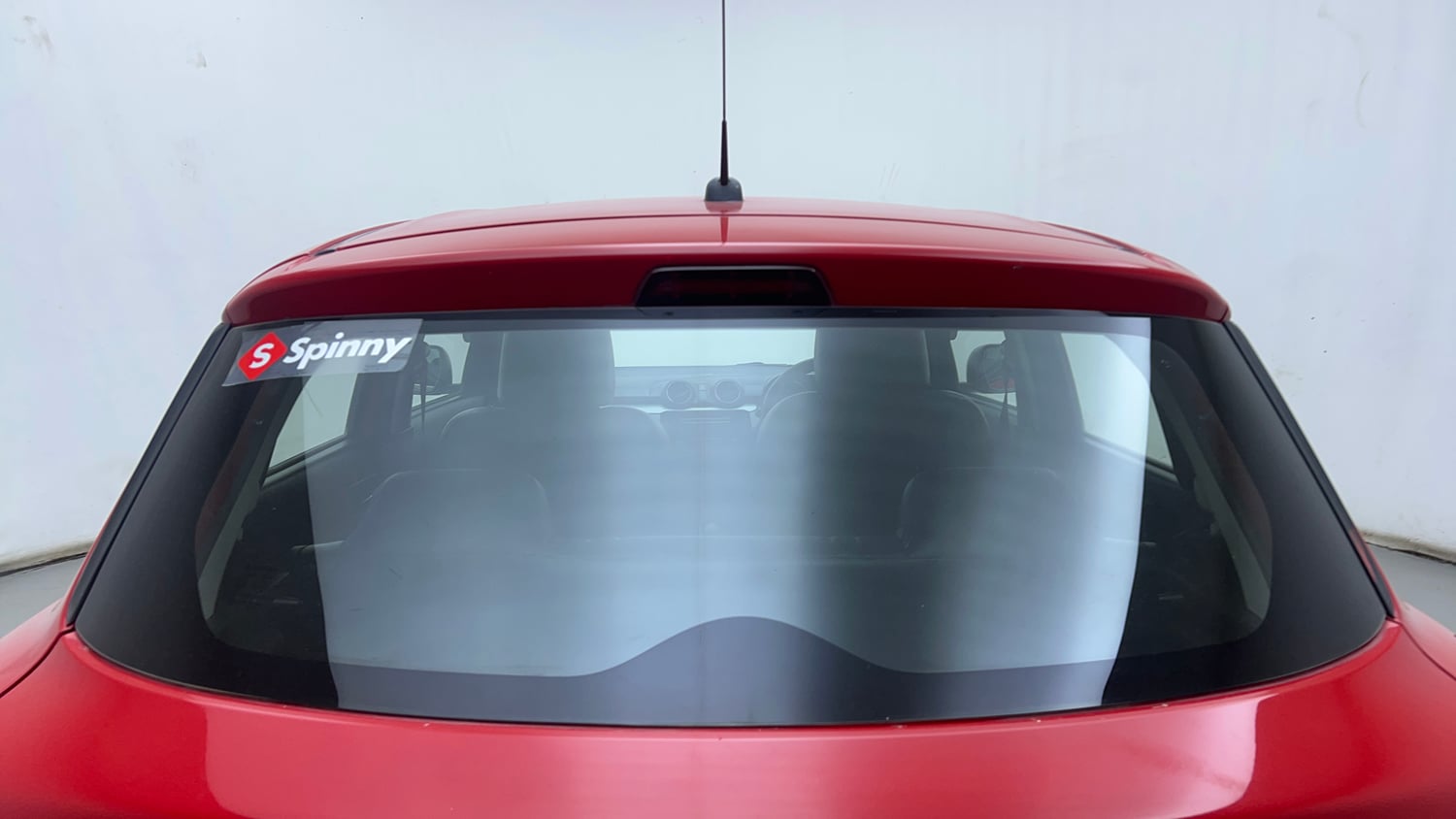 Used 2019 Maruti Suzuki Swift VXi AMT Petrol Automatic exterior BACK WINDSHIELD VIEW