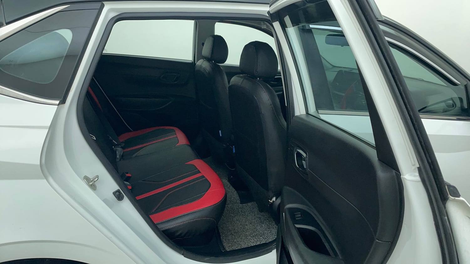 Used 2023 Hyundai i20 Sportz 1.2 MT Dual Tone Petrol Manual interior RIGHT SIDE REAR DOOR CABIN VIEW