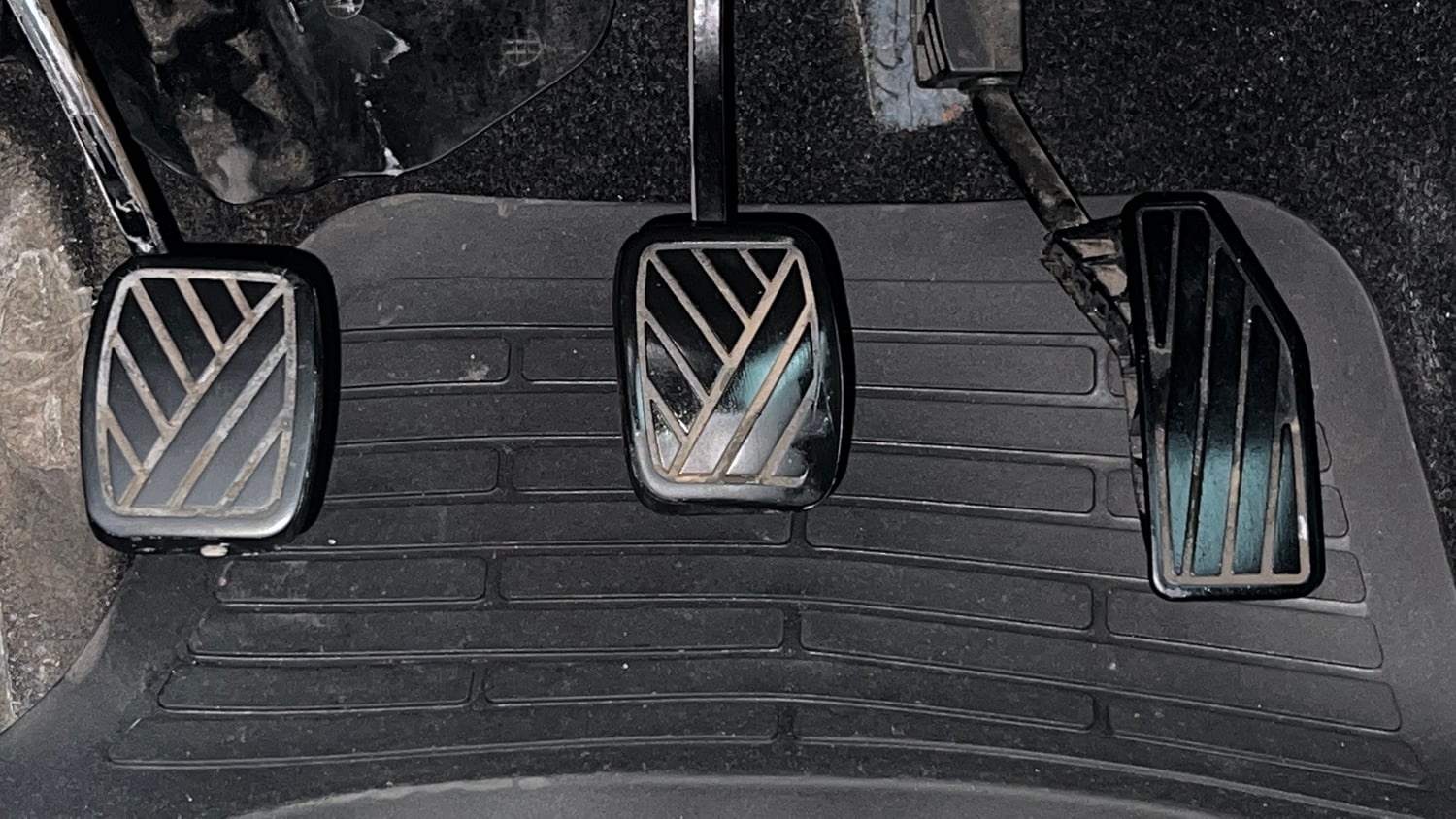 Used 2018 Maruti Suzuki Baleno Zeta 1.3 Diesel Manual interior PEDALS VIEW