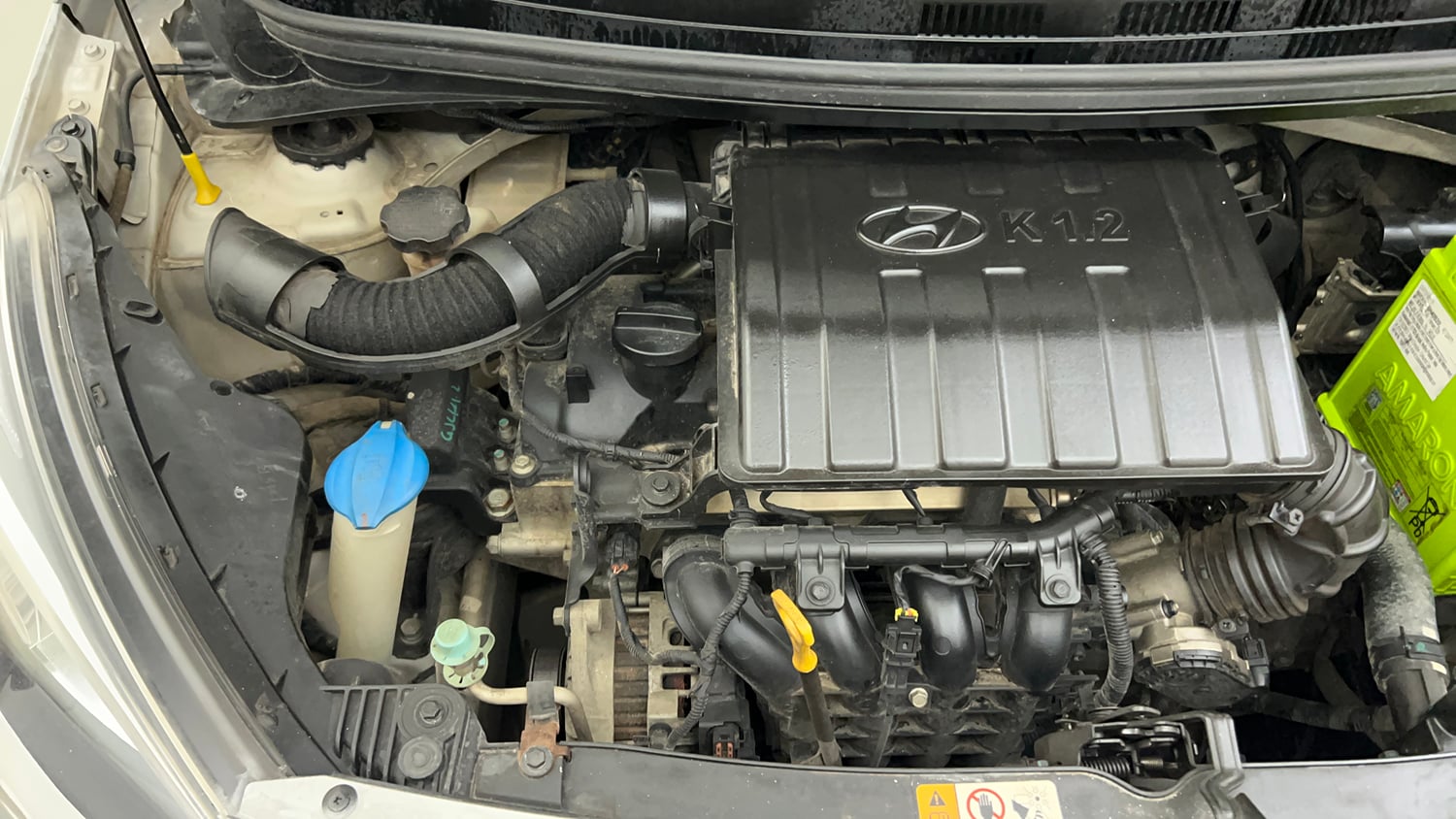 Used 2014 Hyundai Xcent Base 1.2 Petrol Manual engine ENGINE RIGHT SIDE VIEW