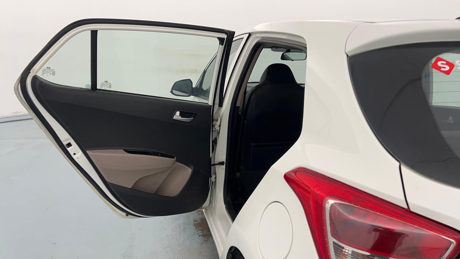 Used 2018 Hyundai Grand i10 Sportz 1.2 Kappa VTVT Petrol Manual interior LEFT REAR DOOR OPEN VIEW