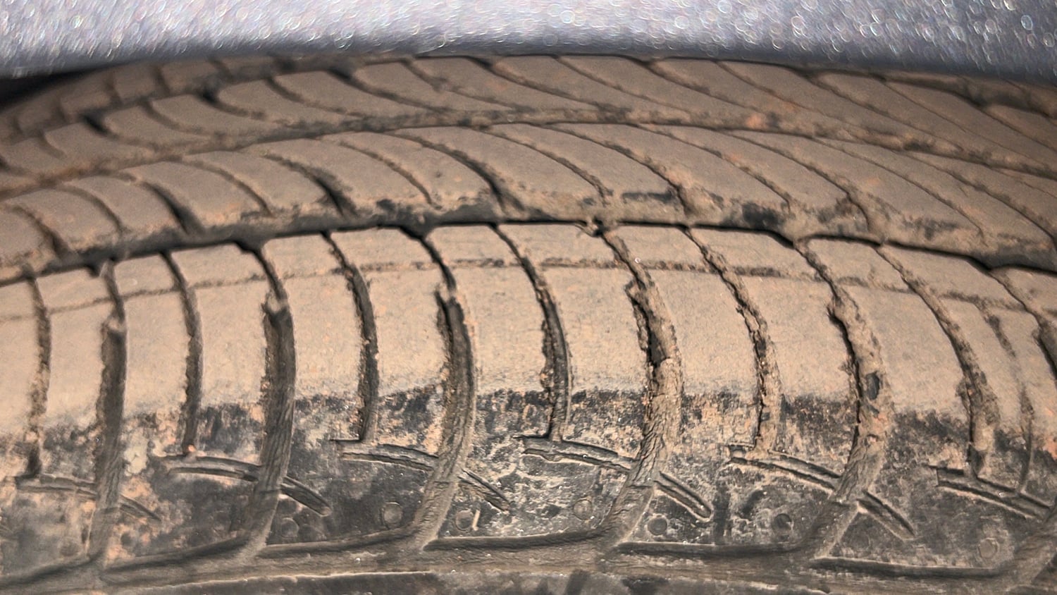 Used 2019 Maruti Suzuki Celerio ZXi (O) AMT Petrol Automatic tyres LEFT FRONT TYRE TREAD VIEW