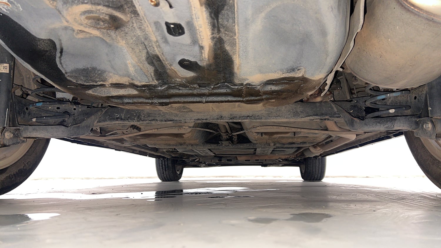 Used 2019 Honda WR-V VX MT Petrol Petrol Manual extra REAR UNDERBODY VIEW (TAKEN FROM REAR)