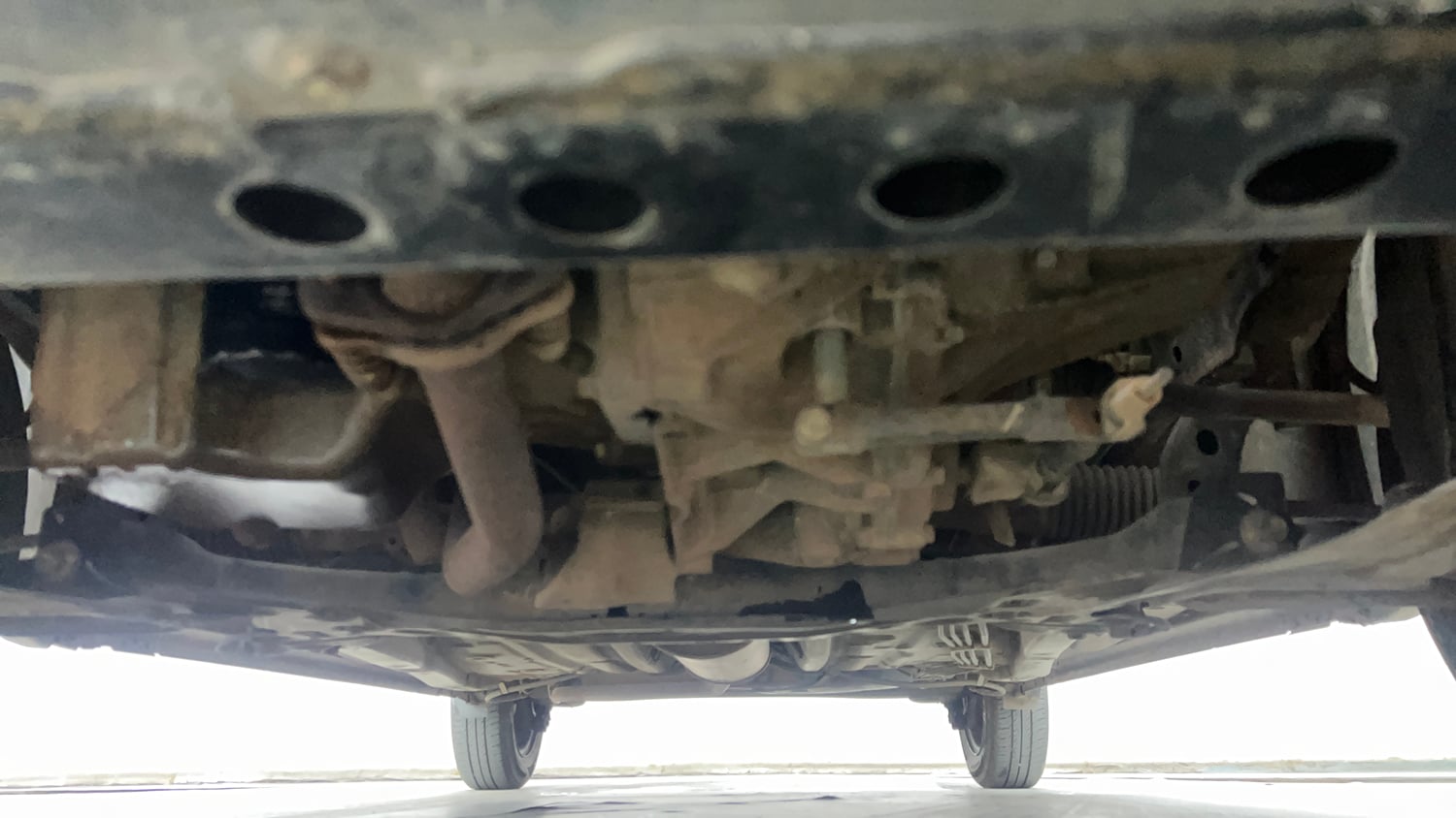 Used 2021 Maruti Suzuki Wagon R 1.0 VXi 1.0 Petrol Manual extra FRONT LEFT UNDERBODY VIEW