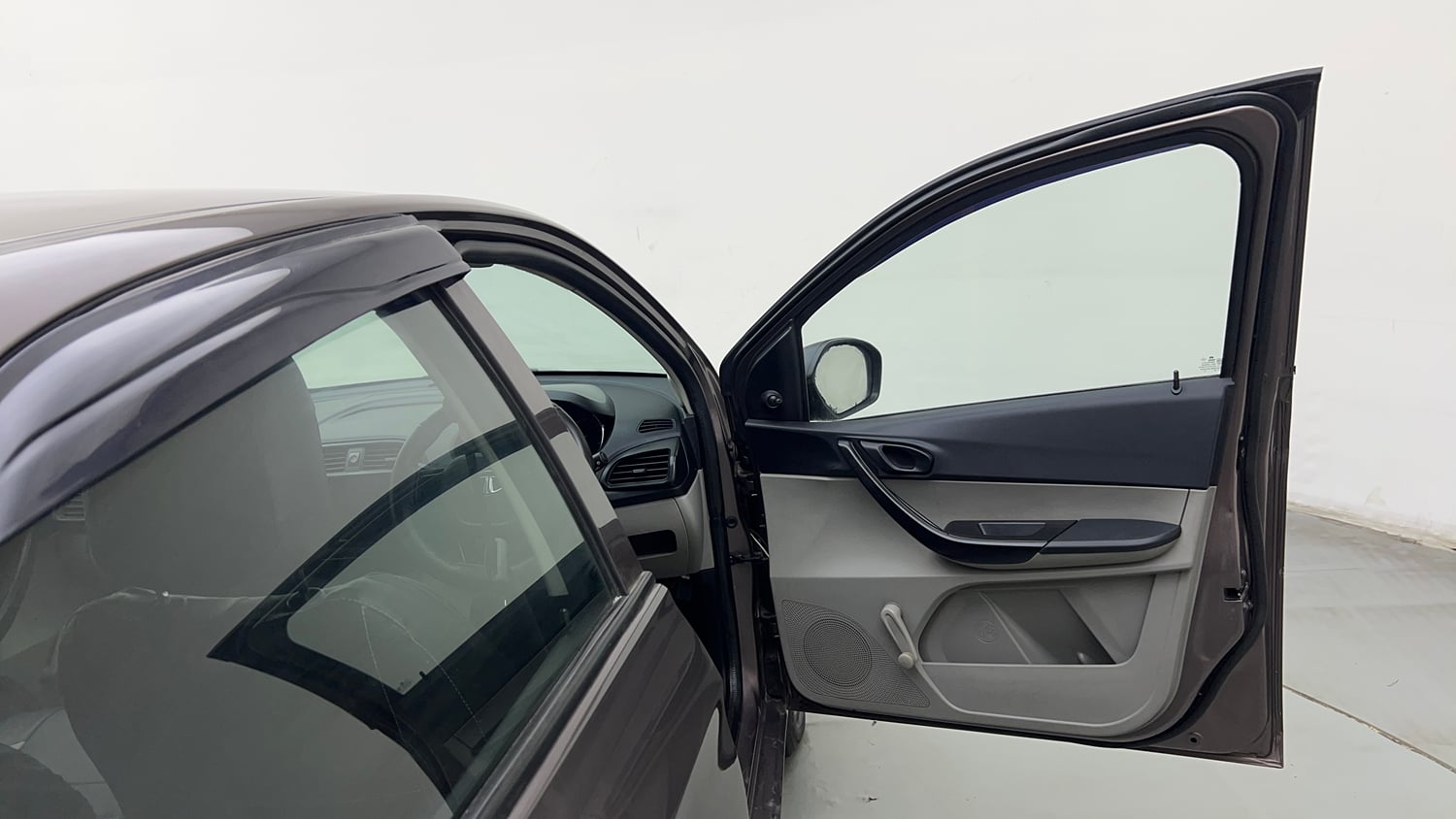 Used 2019 Tata Tiago Revotron XE Petrol Manual interior RIGHT FRONT DOOR OPEN VIEW