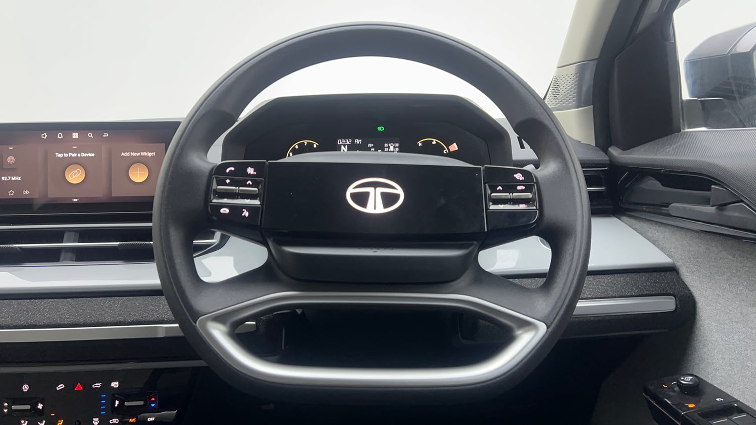 Used 2026 Tata Sierra Pure P MT Petrol Petrol Manual interior STEERING VIEW