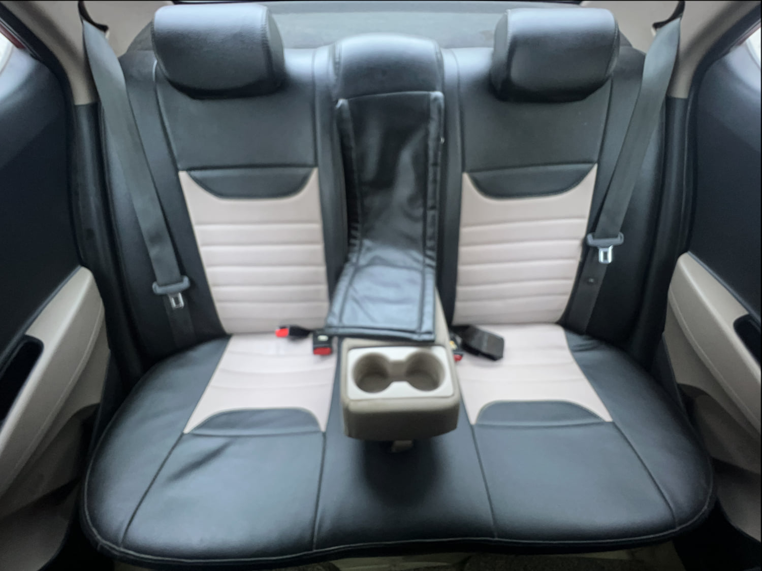Used 2015 Hyundai Xcent SX 1.2 Petrol Manual interior REAR SEAT CONDITION VIEW