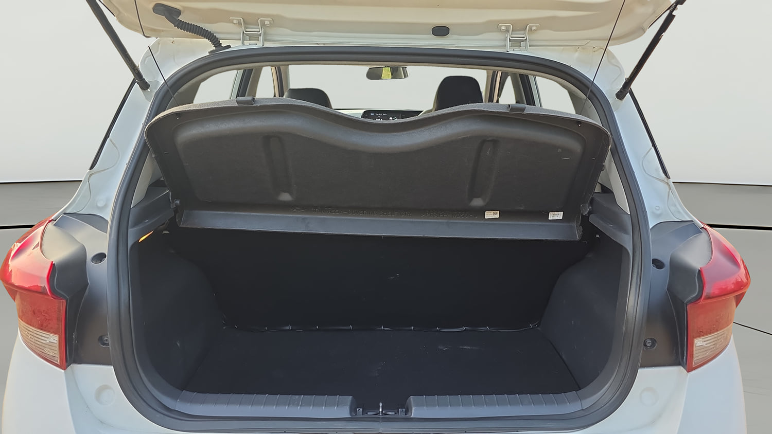 Used 2023 Hyundai Grand i10 Nios Sportz AMT 1.2 Kappa VTVT Petrol Automatic interior DICKY INSIDE VIEW