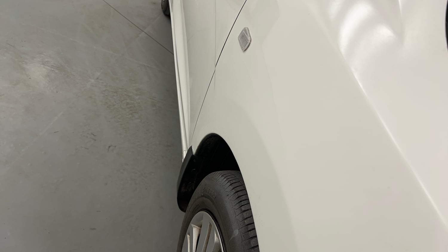 Used 2015 Honda Jazz SV Petrol Petrol Manual dents MINOR SCRATCH