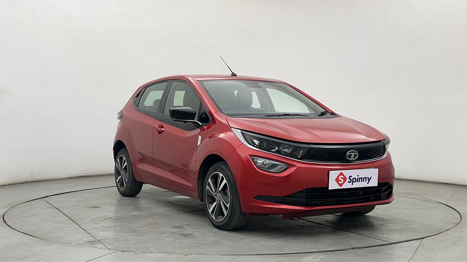 Used 2022 Tata Altroz XZA Petrol Petrol Automatic exterior RIGHT FRONT CORNER VIEW