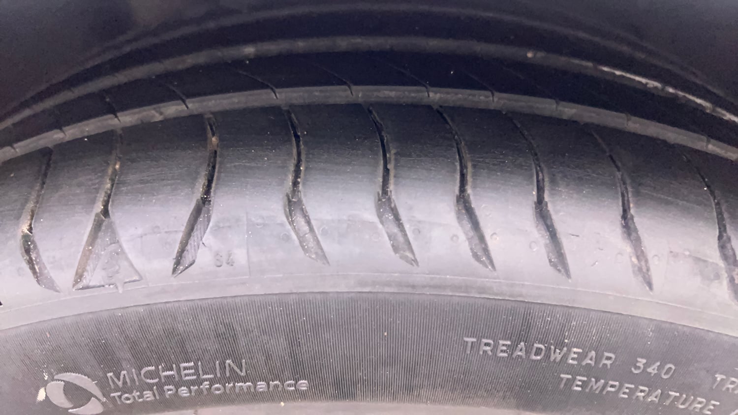 Used 2022 Mercedes-Benz C-Class C 200 Petrol Automatic tyres RIGHT REAR TYRE TREAD VIEW