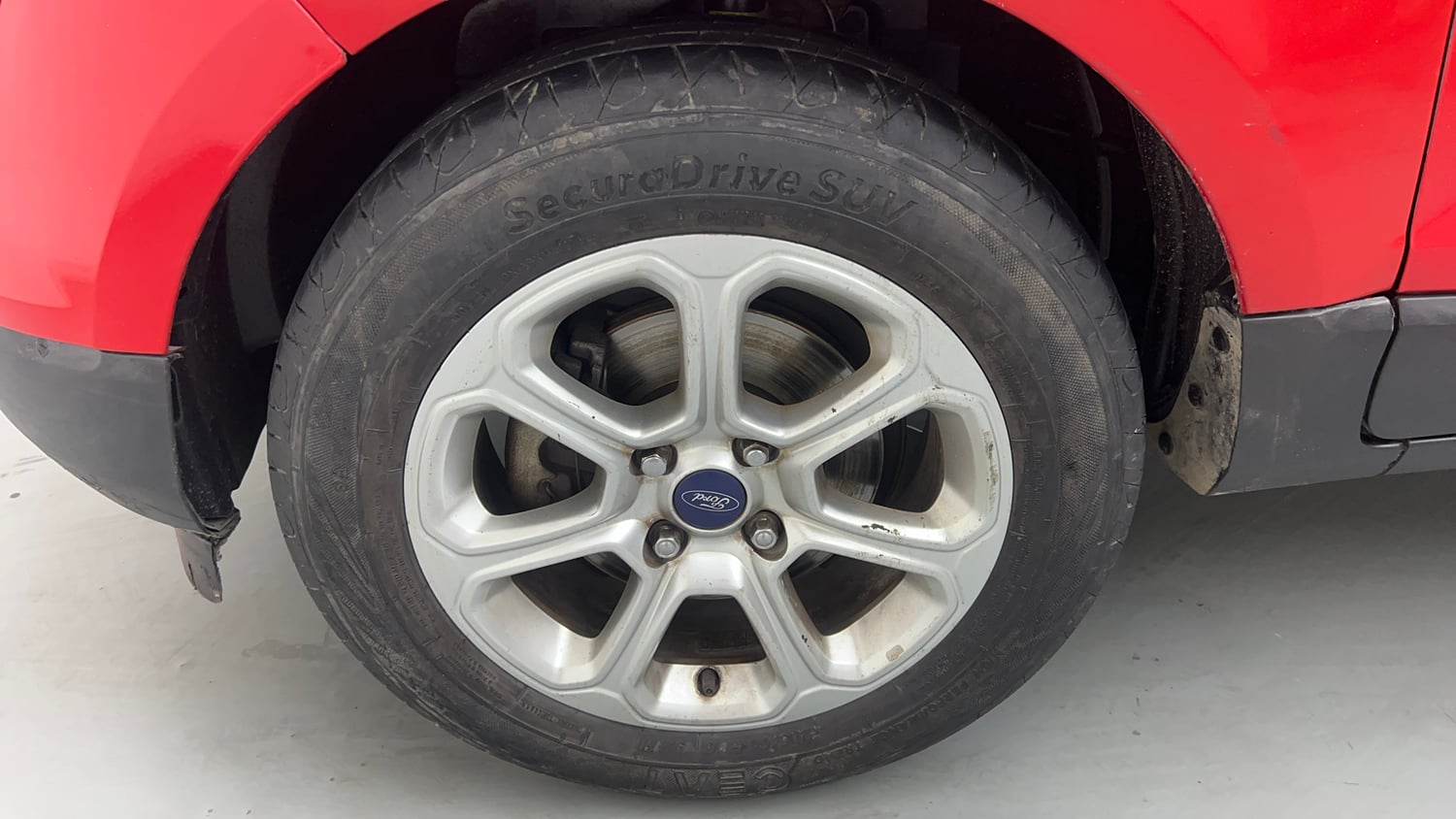 Used 2018 Ford EcoSport Titanium + 1.5L TDCi Diesel Manual tyres LEFT FRONT TYRE RIM VIEW