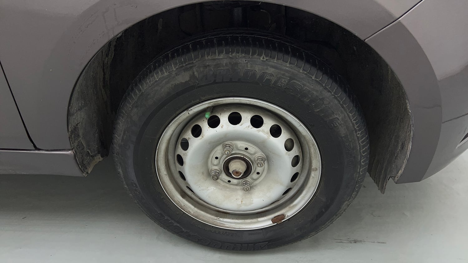 Used 2019 Tata Tiago Revotron XE Petrol Manual tyres RIGHT FRONT TYRE RIM VIEW