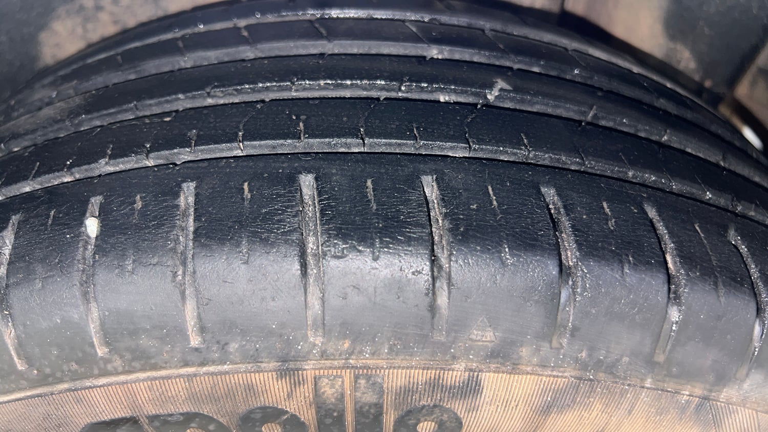 Used 2016 Maruti Suzuki Ciaz ZXI+ Petrol Manual tyres LEFT REAR TYRE TREAD VIEW