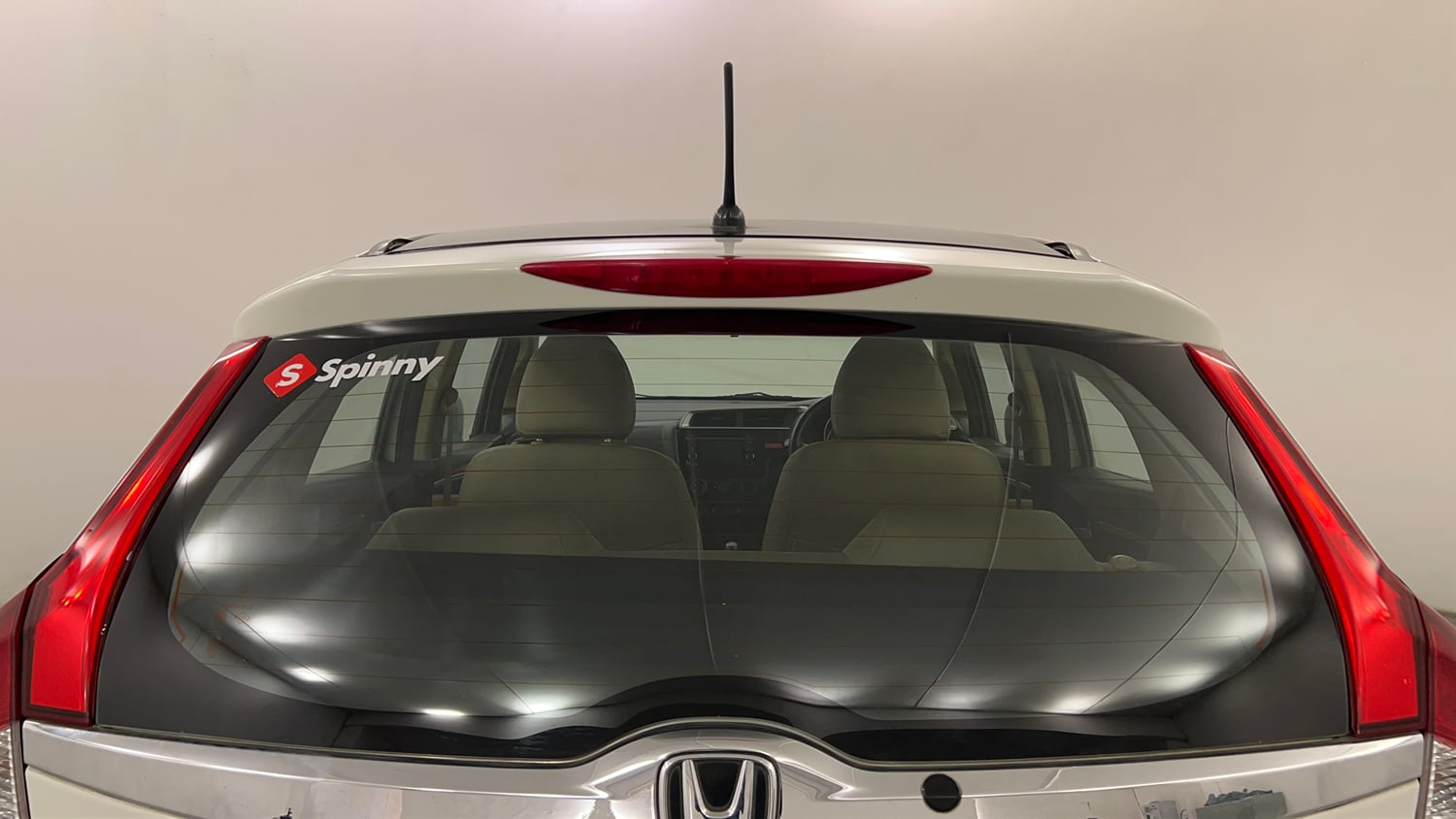 Used 2015 Honda Jazz SV Petrol Petrol Manual exterior BACK WINDSHIELD VIEW