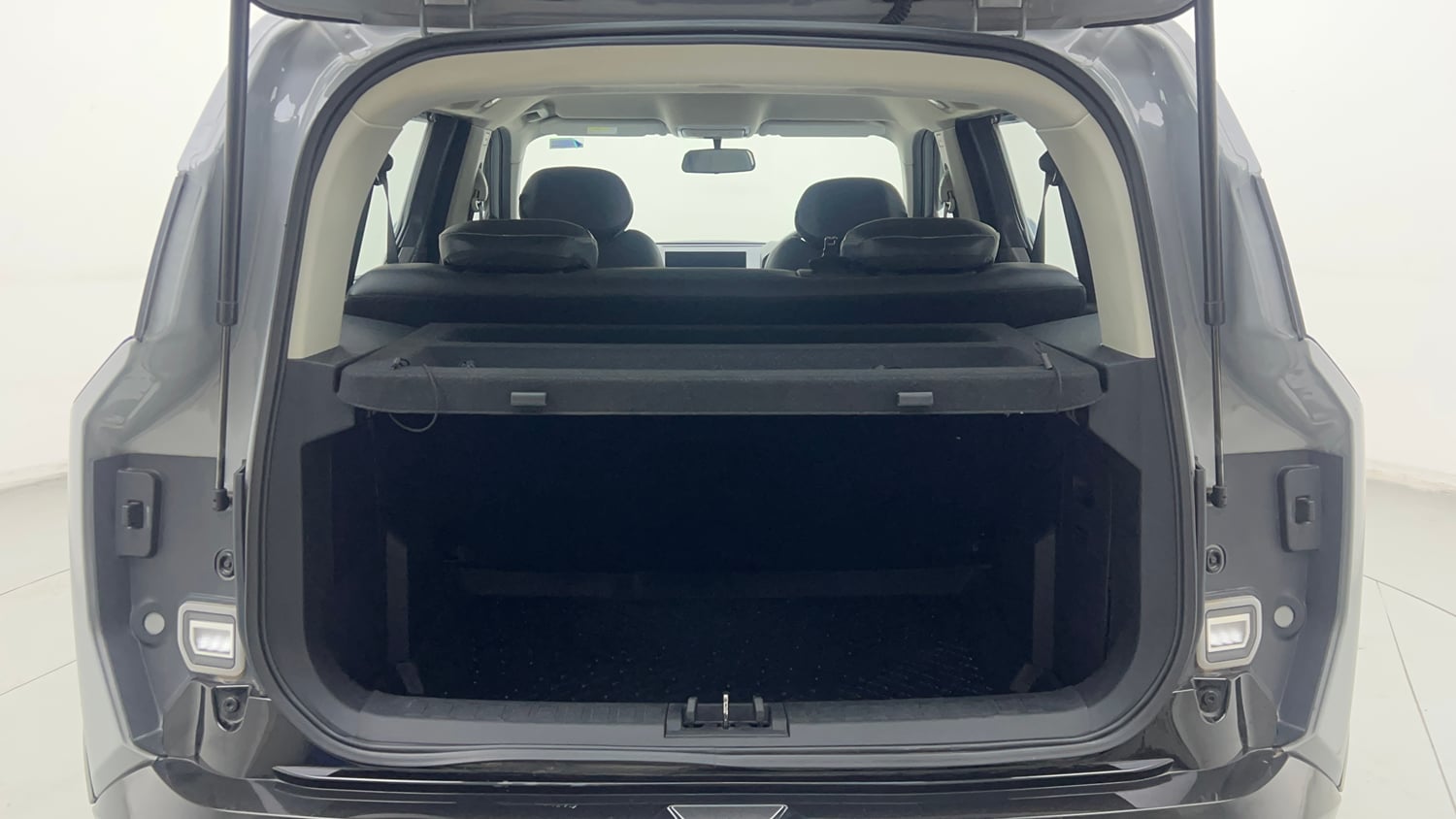 Used 2026 Tata Sierra Pure P MT Petrol Petrol Manual interior DICKY INSIDE VIEW