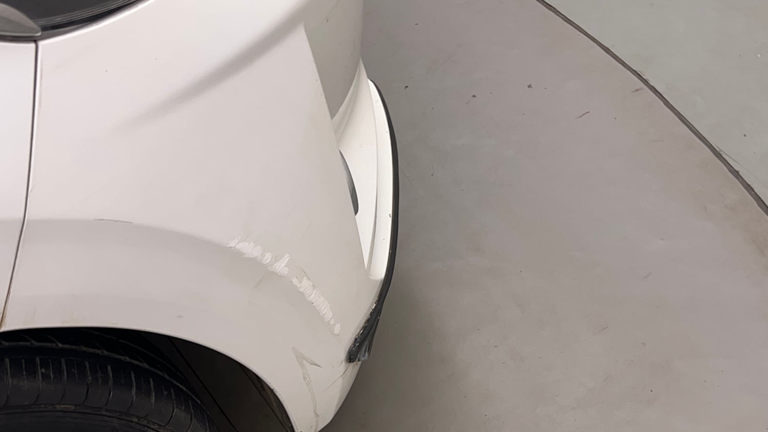 Used 2022 Hyundai Grand i10 Nios Sportz 1.2 Kappa VTVT Petrol Manual dents MINOR SCRATCH
