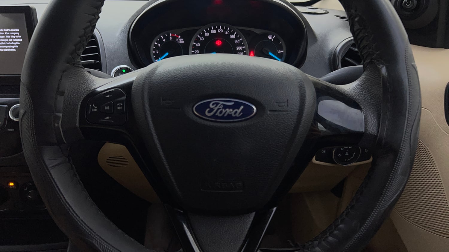 Used 2020 Ford Figo Aspire Titanium1.5 TDCi Diesel Manual top_features Airbags