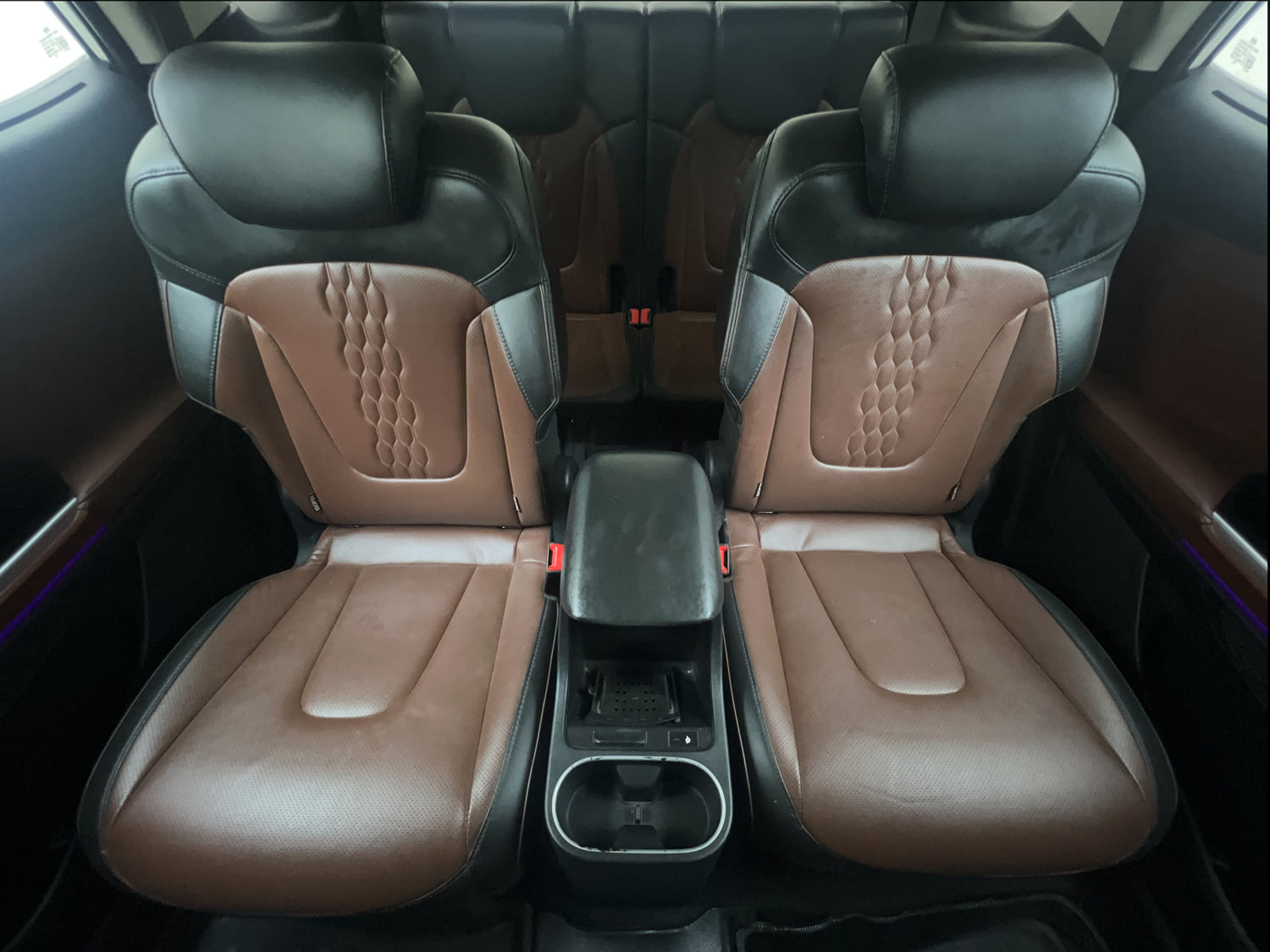 Used 2022 Hyundai Alcazar Signature (O) 6 STR 1.5 Diesel AT Diesel Automatic interior REAR SEAT CONDITION VIEW